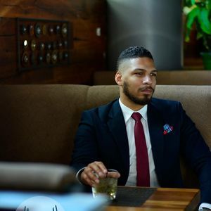 Meet your Posher, Levi